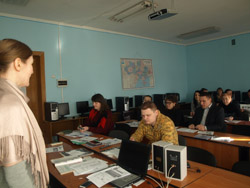 18 - 29 січня 2015 року проведено навчання за програмою постійно діючого семінару «Англійська мова. Розмовний курс» для держслужбовців апарату, структурних підрозділів облдержадміністрації та посадових осіб Чернівецької міської ради.