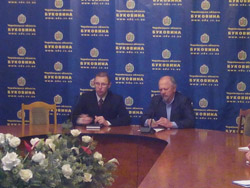 03 грудня 2015 року проведено навчання за програмою короткотермінового семінару «Організація діяльності державних службовців у сучасних умовах» для державних службовців апарату облдержадміністрації.